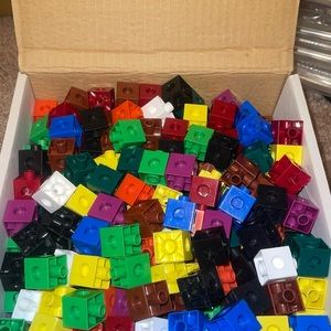 Kids’ learning/building school blocks